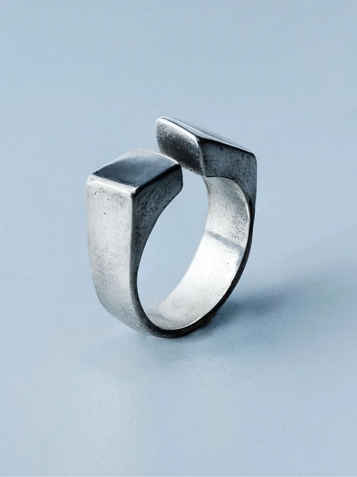 Axis ring, handcrafted lost-wax cast sterling silver 925 by Indigo